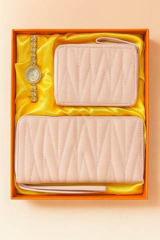 Surprise her with this beautifully crafted 3-in-1 luxury gift set